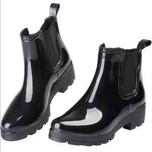 Fashionable black rain boots size 9